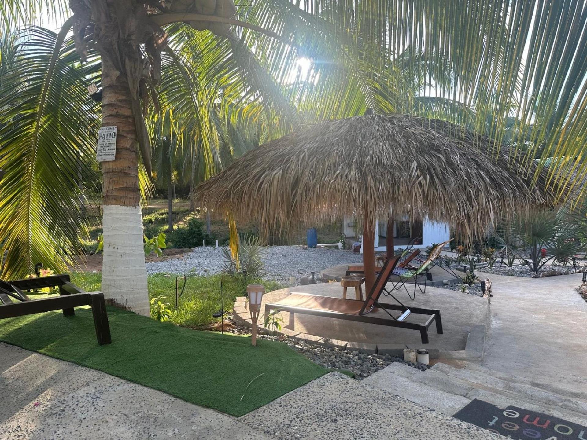 Casa Las Palmas Playa La Saladita Zihuatanejo Exterior photo